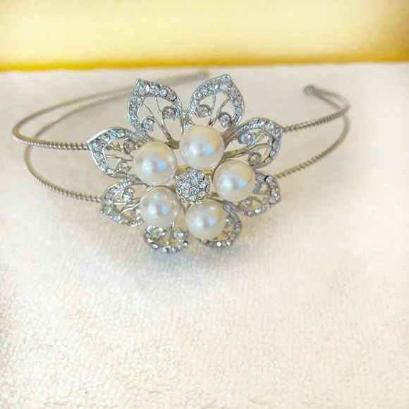David’s Bridal Pearl & Crystal Bride Tiara Headband David main image 3